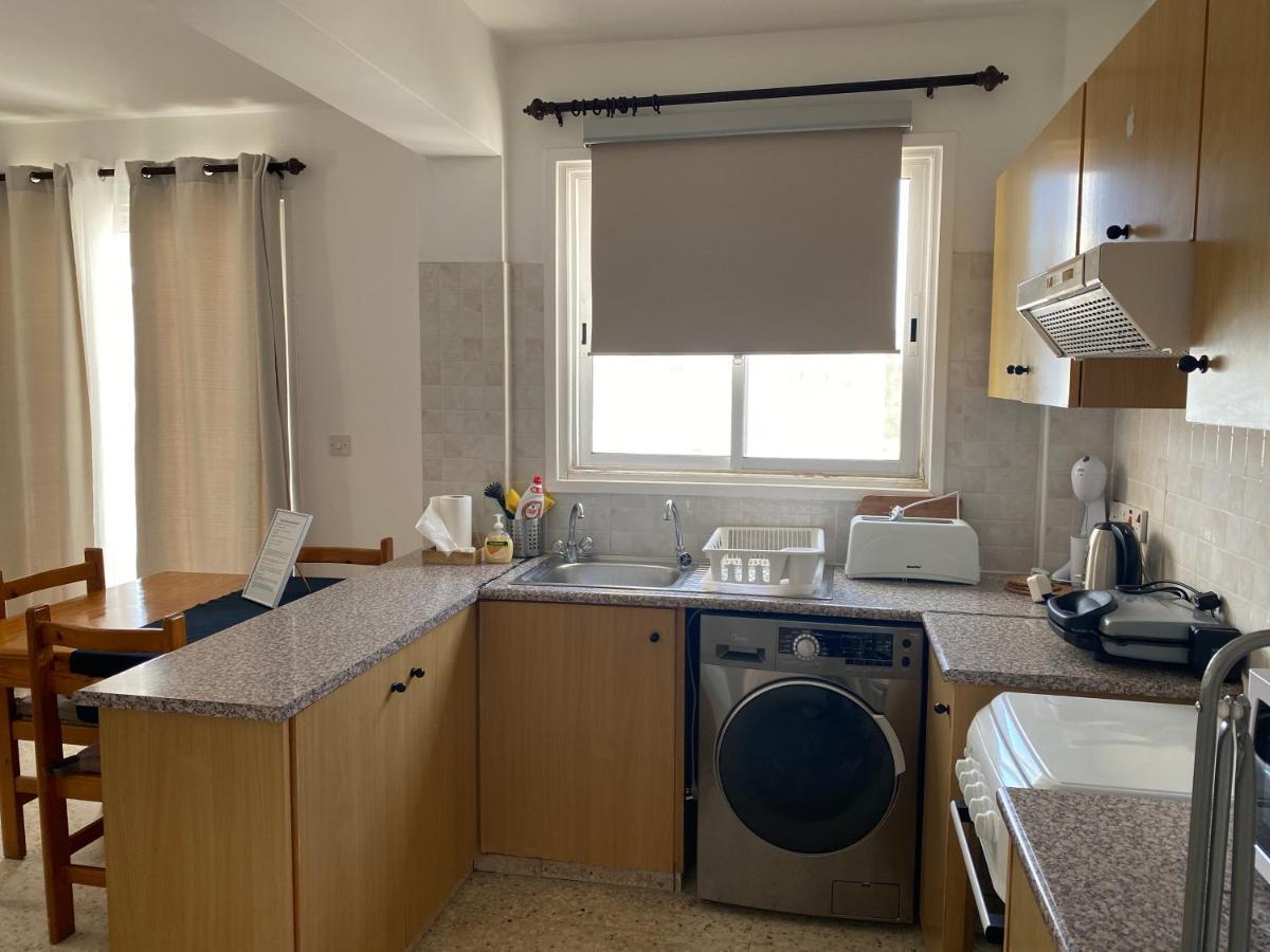 Riana Latchi Apartment Polis Buitenkant foto